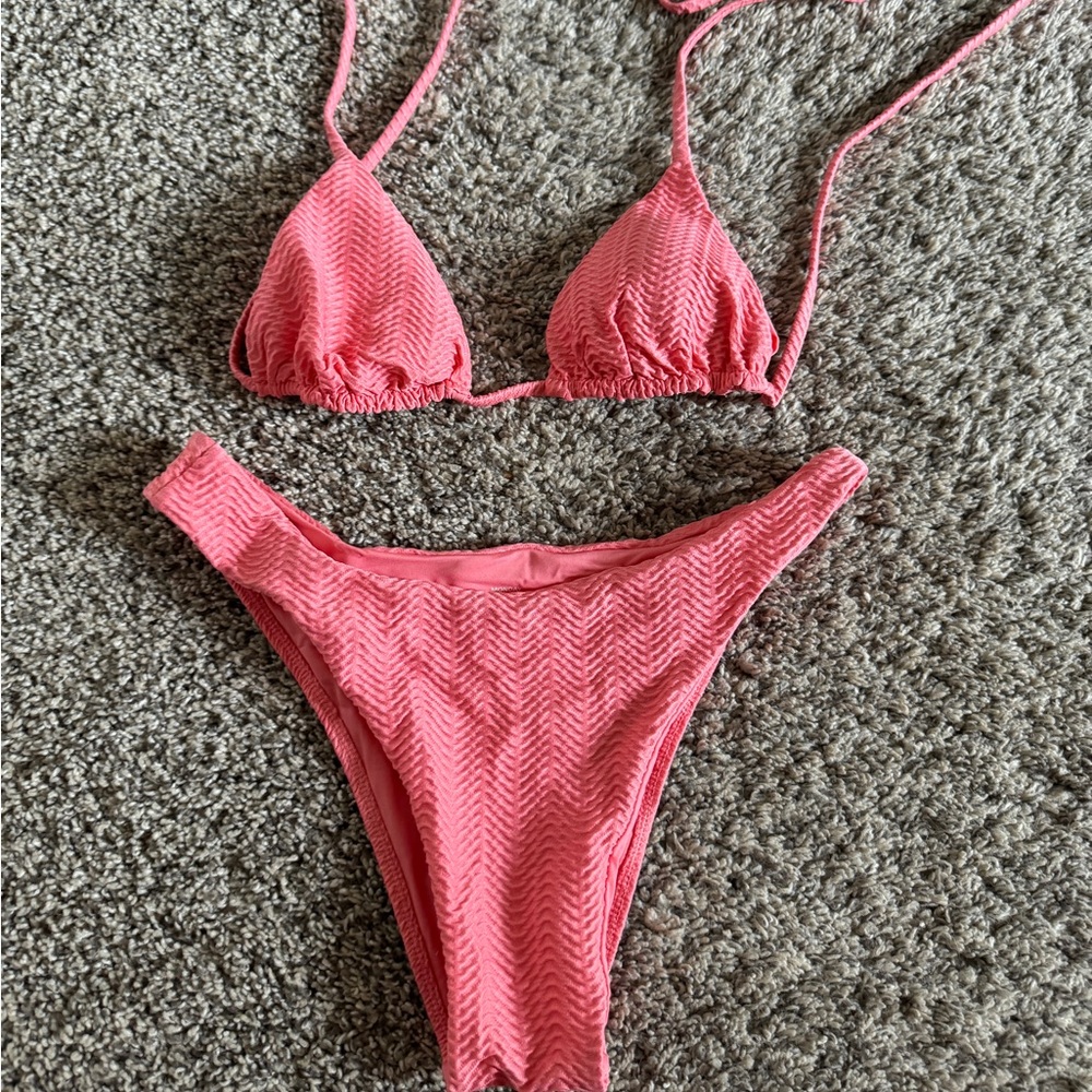 Monday Swimwear Azalea Pink Chevron Byron Bottom (m) & Palma Top (s)